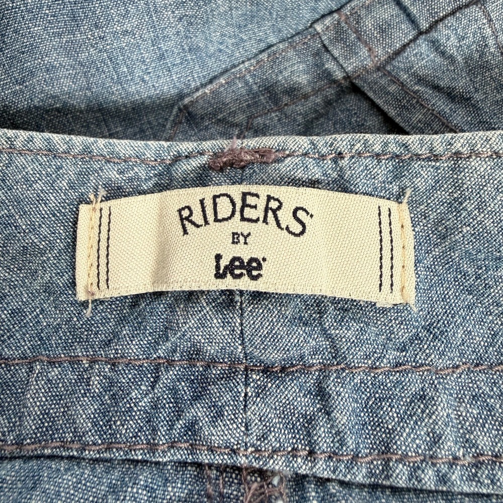 Riders by Lee Womens 14M Chambray Shorts Blue Cotton Utility Casual Pockets - Picture 3 of 6